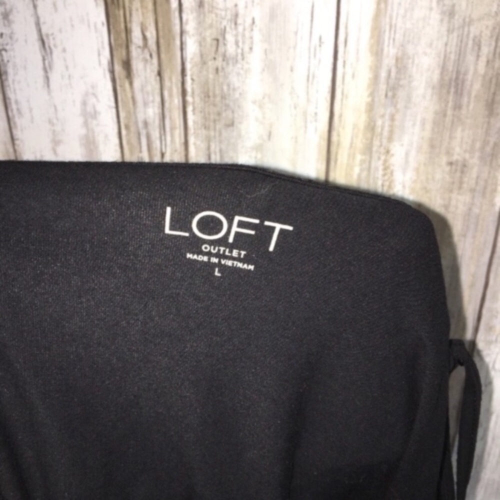 Loft Black Stretch Tank - Picture 4 of 4
